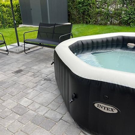 Haushalfte Mit Garten, Kamin, Grill & Whirlpool Nahe Ber Villa Berlin Exterior photo