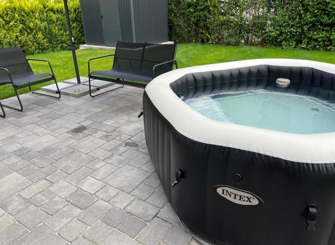Haushalfte Mit Garten, Kamin, Grill & Whirlpool Nahe Ber Villa Berlin Exterior photo